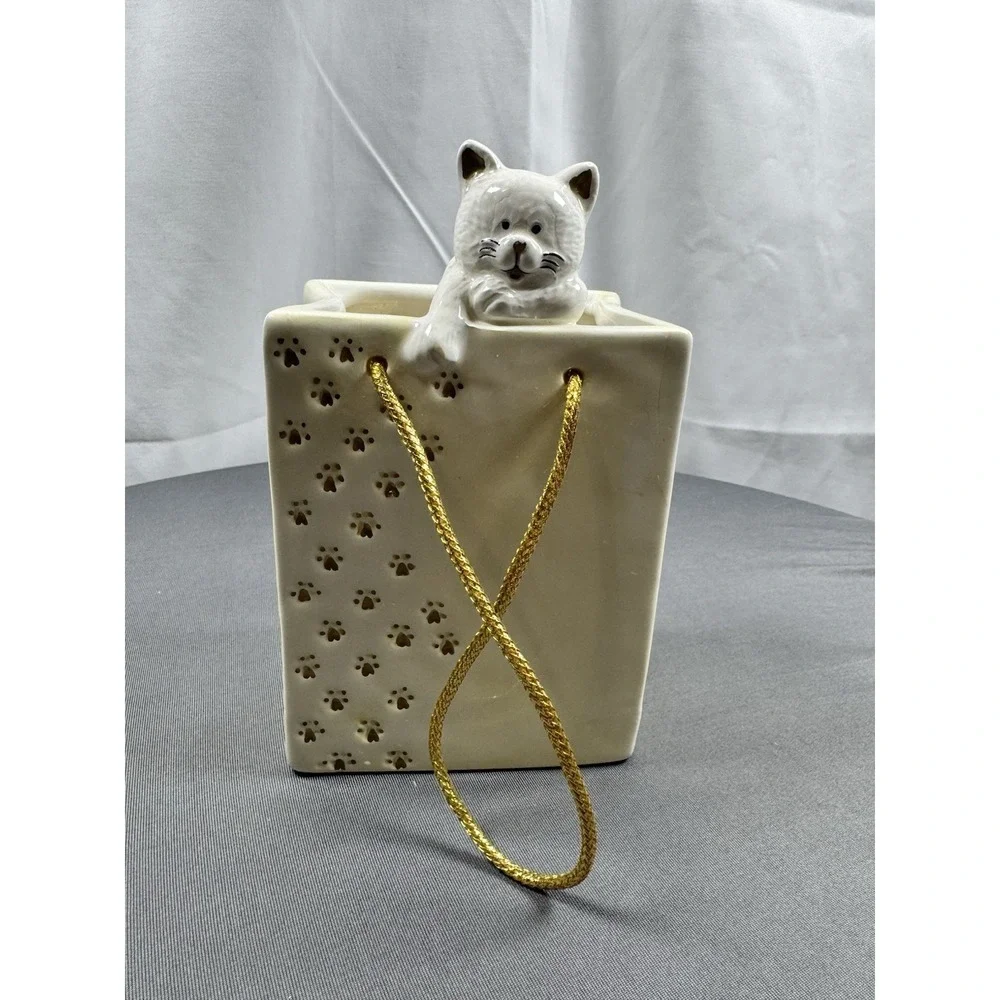 Porcelain Cat Bag w/gold paws w/Cat peeking‎ out Cute!